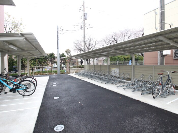 物件外観写真5　(駐輪場)