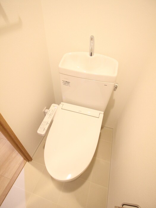 物件内観写真11　(トイレ)