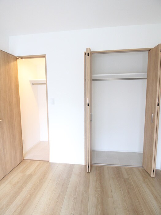 物件内観写真21　(収納)