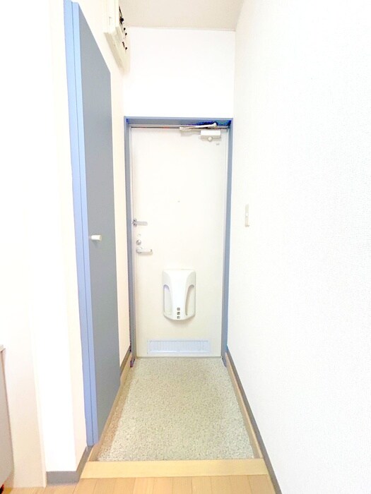 物件内観写真19　(玄関)