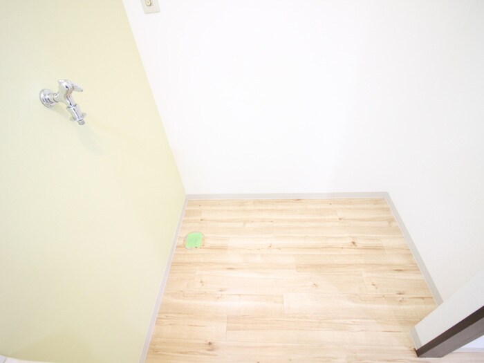 物件内観写真20　(洗濯機置場)