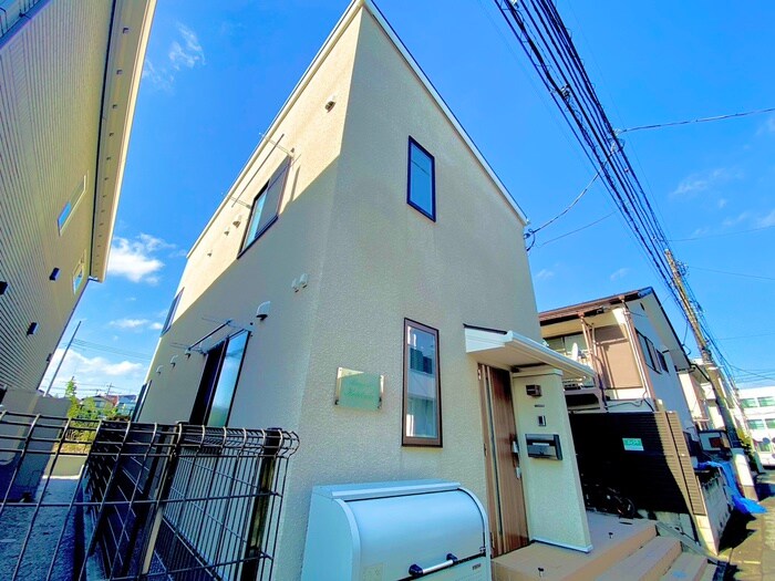 物件外観写真1　(外観写真)