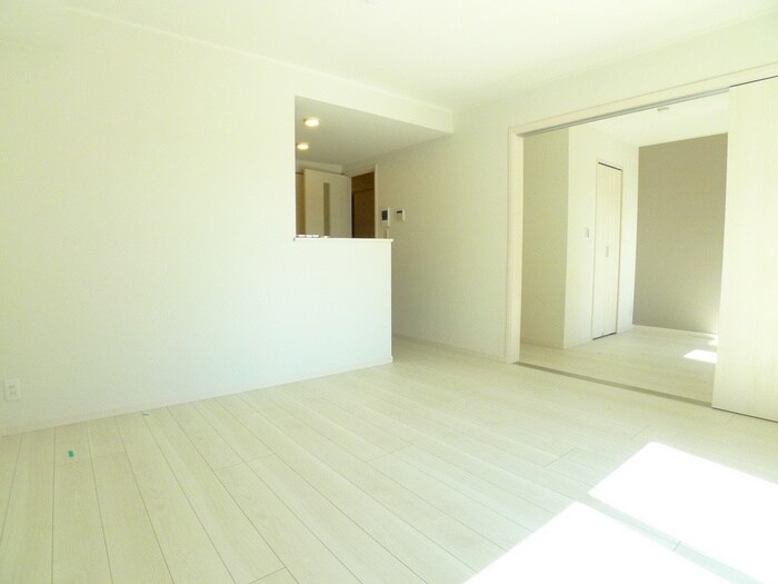 物件内観写真9　(居室)