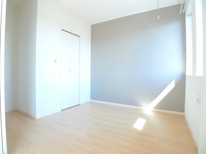 物件内観写真10　(居室)