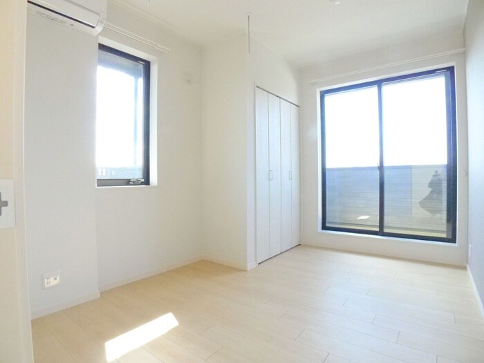 物件内観写真10　(居室)