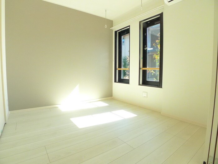 物件内観写真11　(居室)