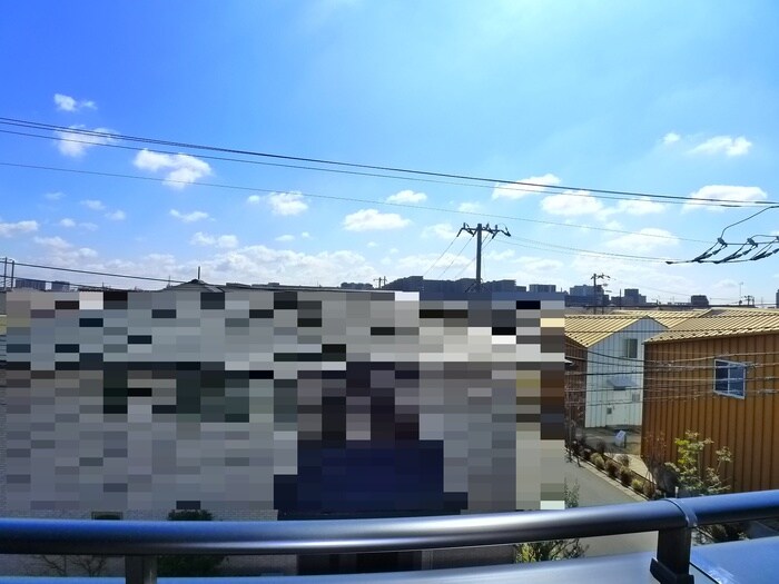 物件内観写真22　(室内からの展望)