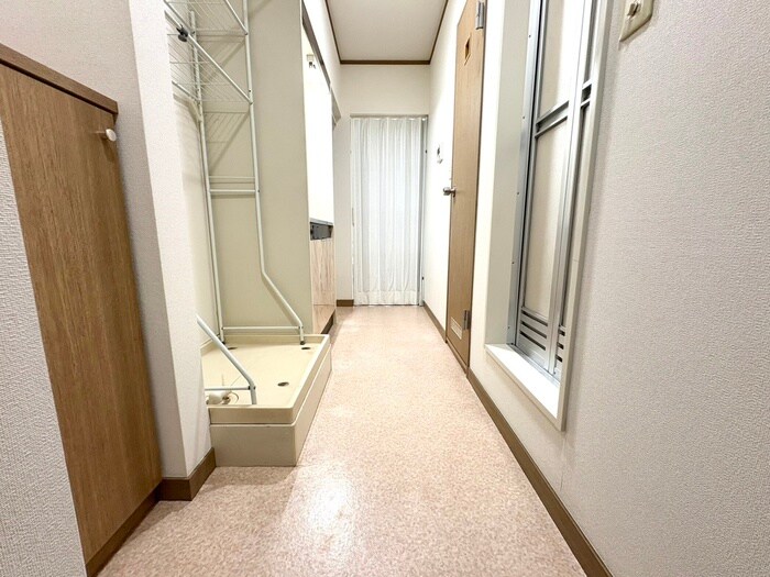 物件内観写真20　(廊下)