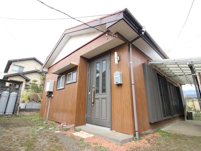 東田原貸家３号室
