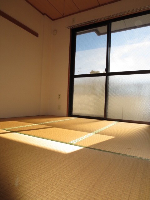 物件内観写真12　(居室)