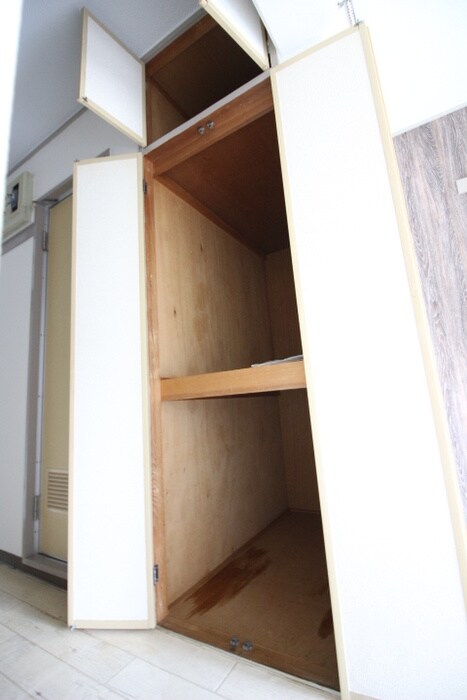 物件内観写真11　(収納)