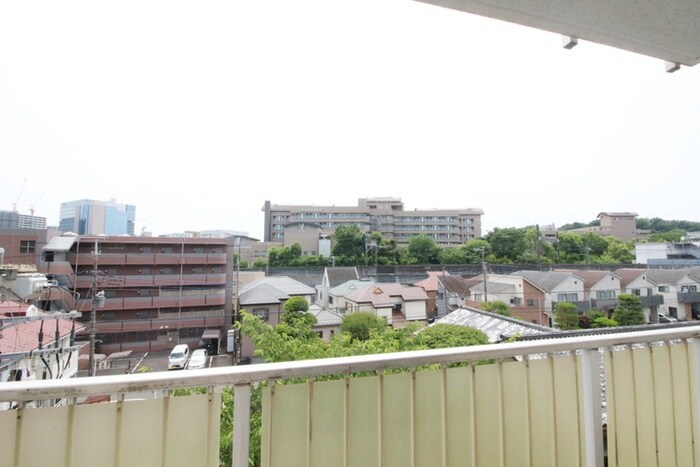 物件内観写真22　(室内からの展望)