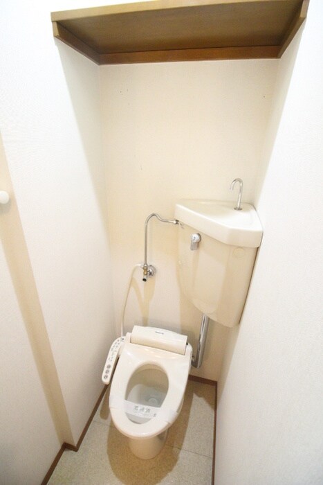 物件内観写真9　(トイレ)