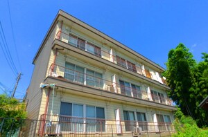 岩崎コ－ポ外観写真
