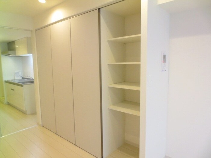 物件内観写真7　(収納)