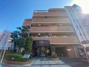 ﾗｲｵﾝｽﾞﾏﾝｼｮﾝ西日暮里北(204)外観写真