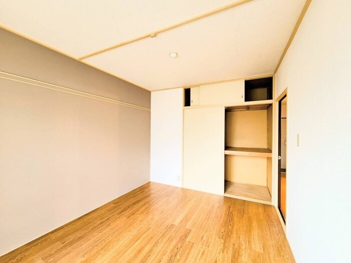 物件内観写真11　(居室)