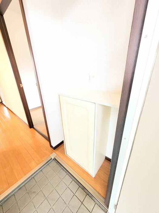 物件内観写真18　(靴箱)