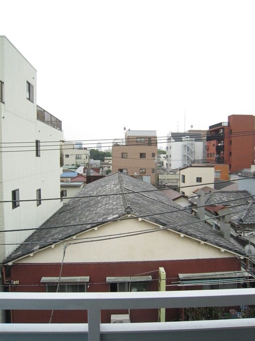 物件内観写真16　(室内からの展望)