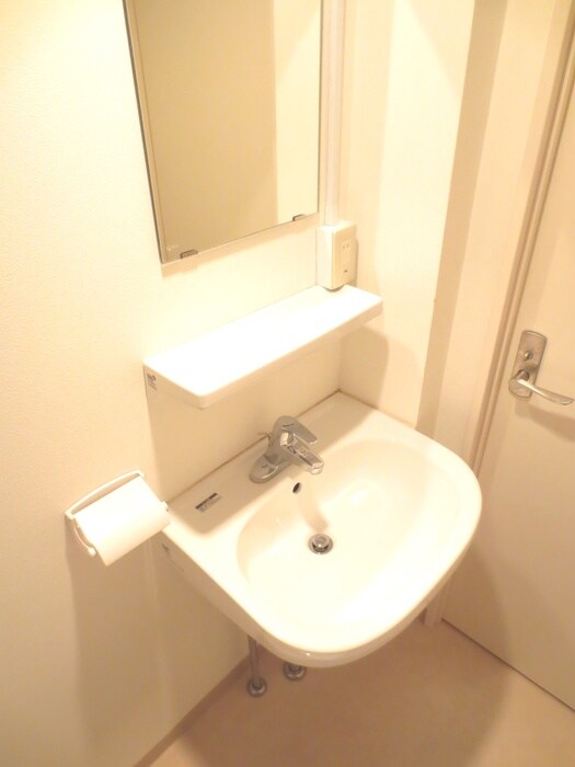 物件内観写真12　(洗面)