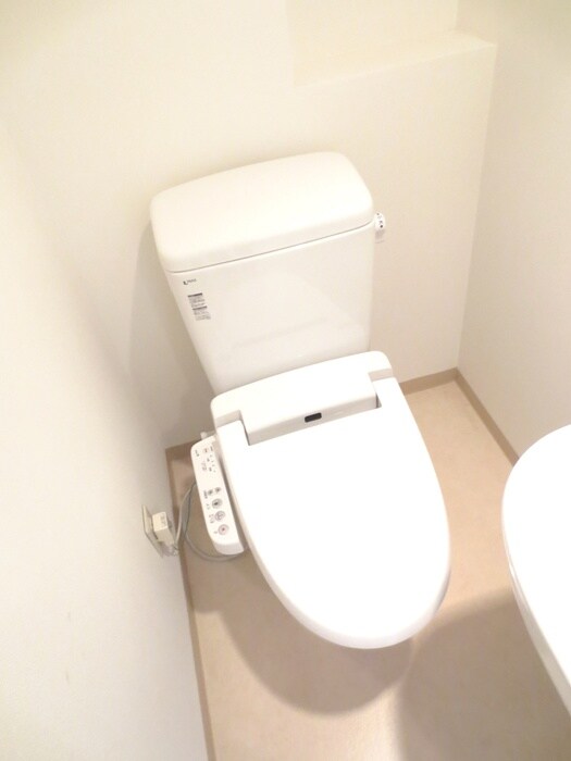 物件内観写真13　(トイレ)