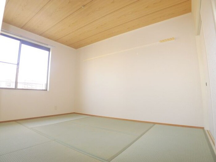 物件内観写真15　(居室)