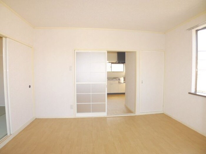 物件内観写真16　(内観写真)