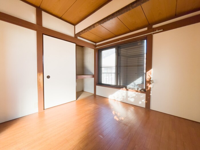 物件内観写真6　(居室)