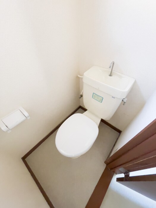 物件内観写真13　(トイレ)