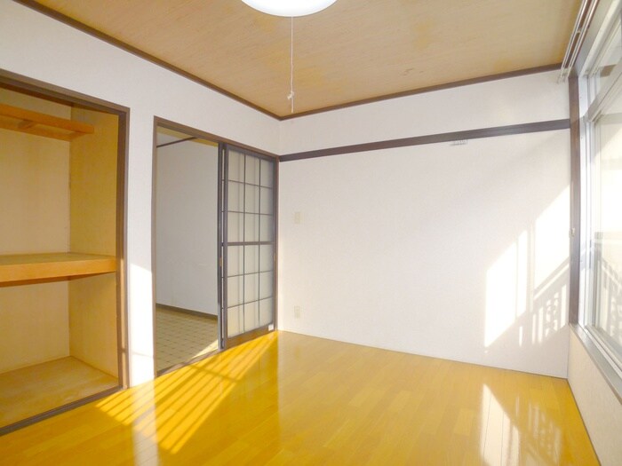 物件内観写真9　(居室)