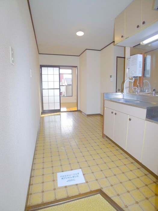 物件内観写真17　(廊下)