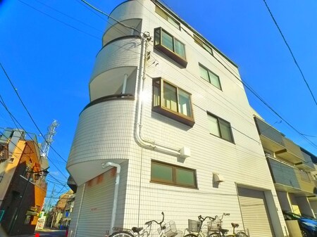 メゾンドルーブル外観写真