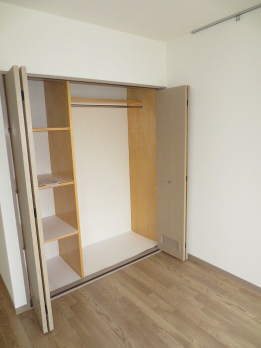 物件内観写真9　(収納)