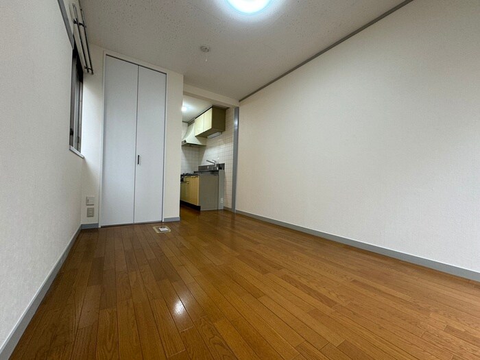 物件内観写真10　(居室)