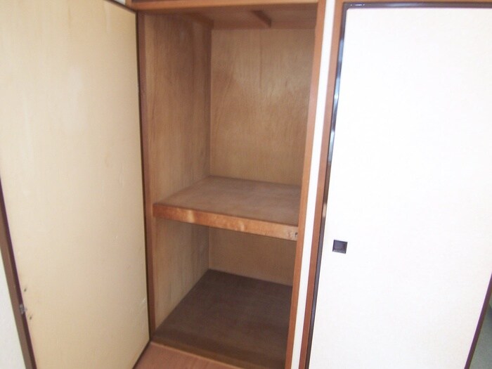 物件内観写真7　(収納)
