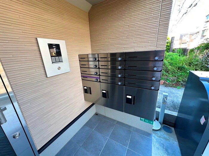 物件外観写真6　(建物設備)