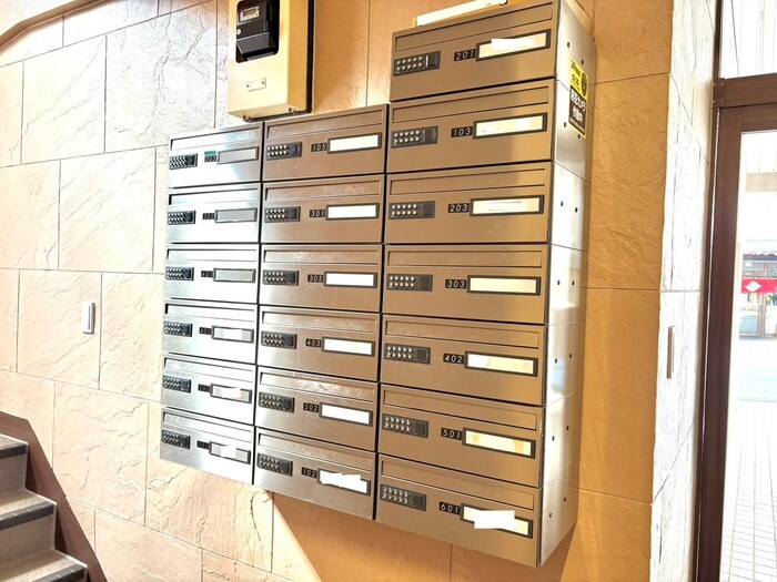 物件外観写真6　(建物設備)