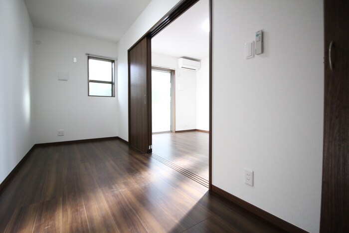 物件内観写真8　(内観写真)