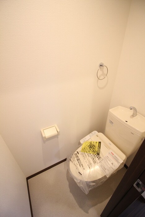 物件内観写真13　(トイレ)