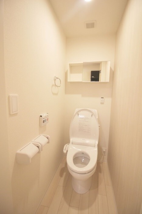 物件内観写真13　(トイレ)