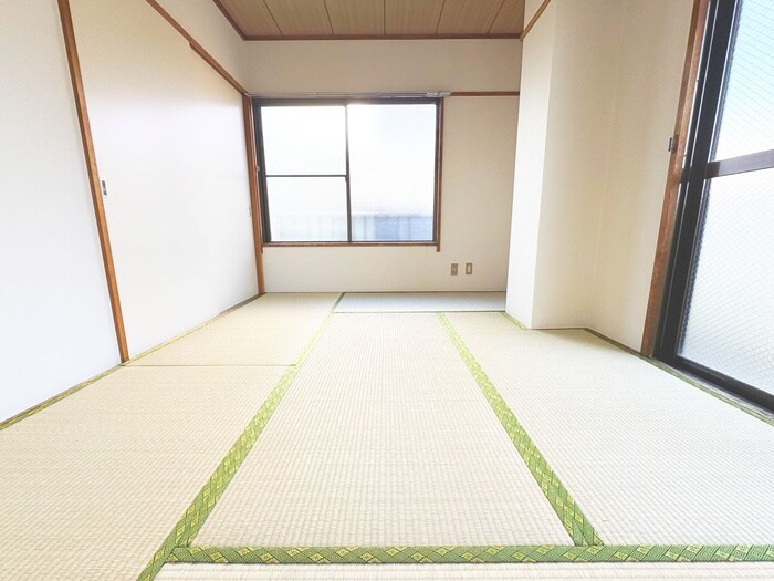 物件内観写真10　(居室)