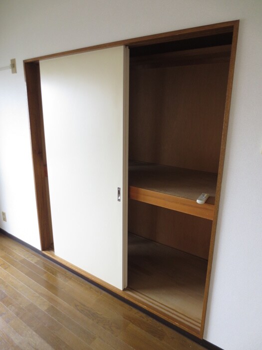 物件内観写真11　(収納)