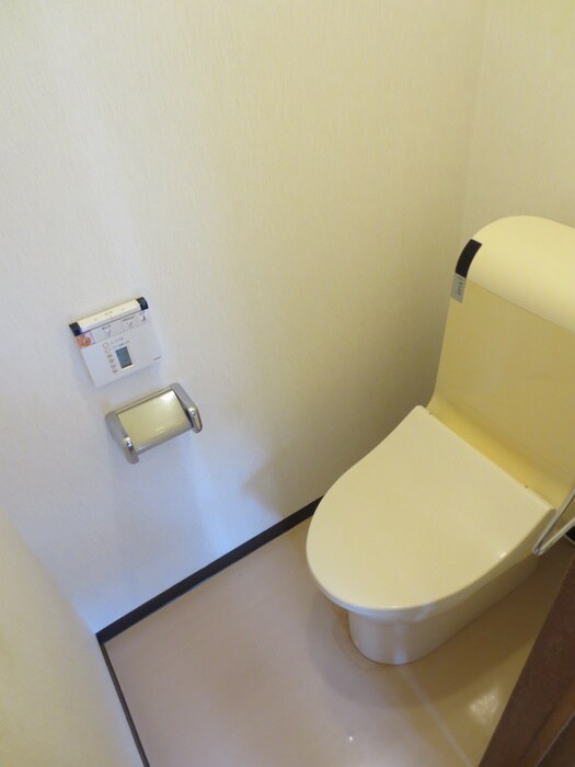 物件内観写真14　(トイレ)