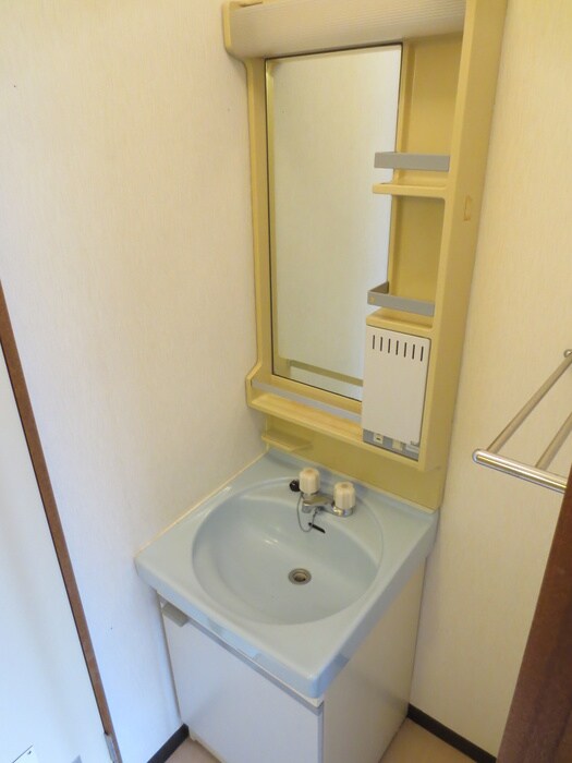 物件内観写真15　(洗面)