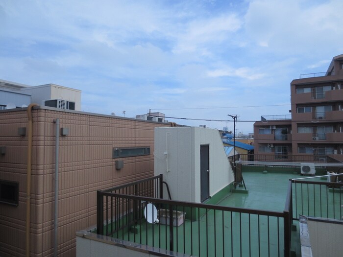 物件内観写真20　(室内からの展望)