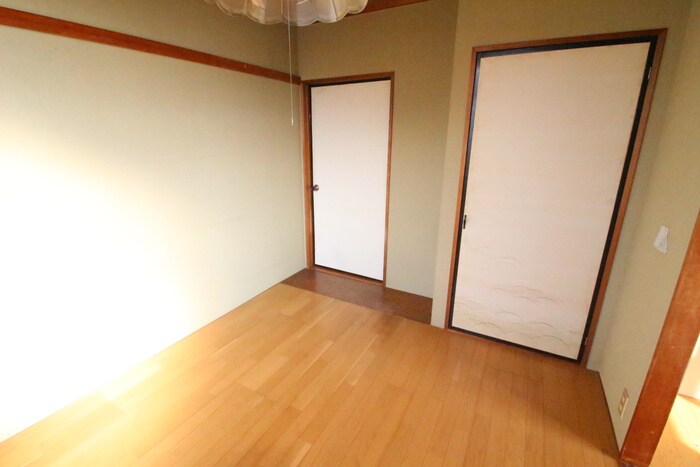 物件内観写真14　(居室)