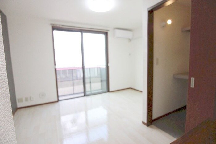 物件内観写真5　(居室)