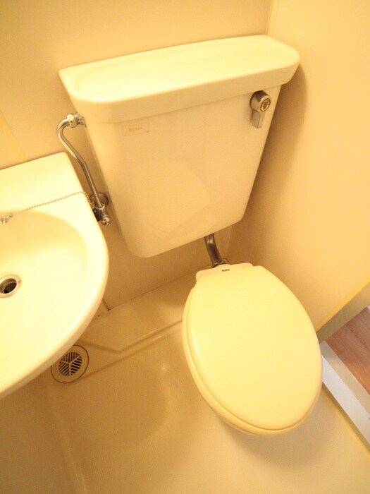 物件内観写真16　(トイレ)