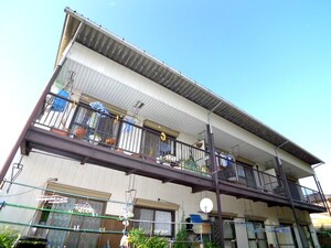 関コ－ポ外観写真