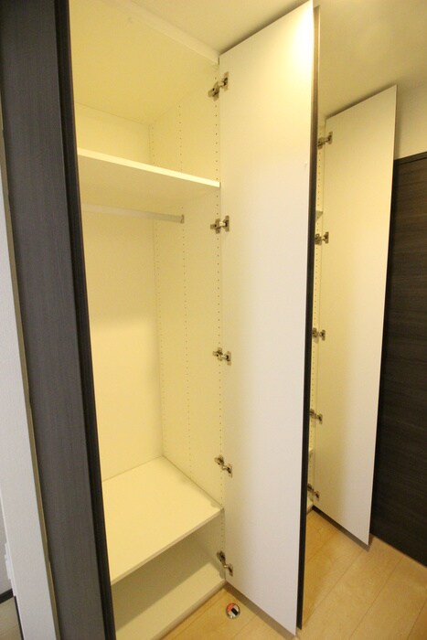 物件内観写真10　(収納)